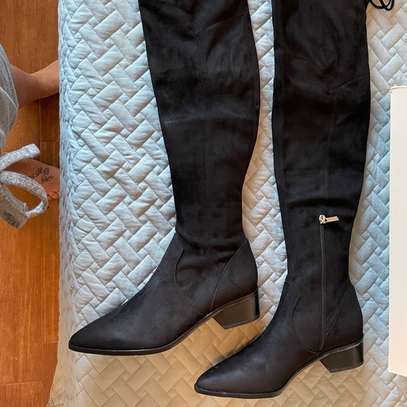 Marc Fisher Yacinda Over the Knee Boot - 7.5 - Picture 6 of 11